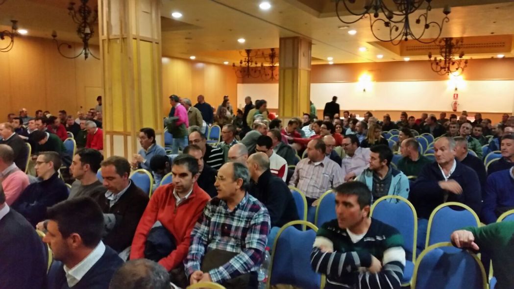 Asamblea de trabajadores de Tragsa Andallucía celebrada esta mañana en Antequerra (Málaga)
